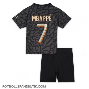 Paris Saint-Germain Kylian Mbappe #7 Replika Tredje Tröja Barn 2023-24 Kortärmad (+ Korta byxor)